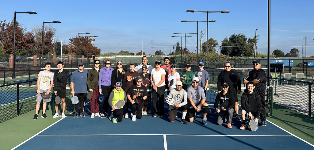 Dinksgiving Classic players gathered after tournament play